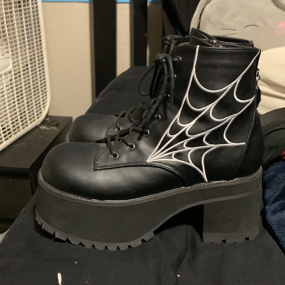 Demonia Ranger 105